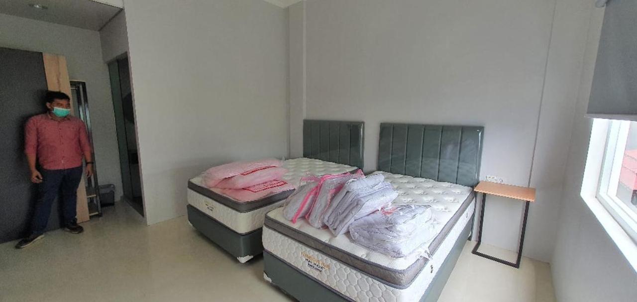 Reddoorz Plus Near Siloam Hospital Balikpapan Exterior photo
